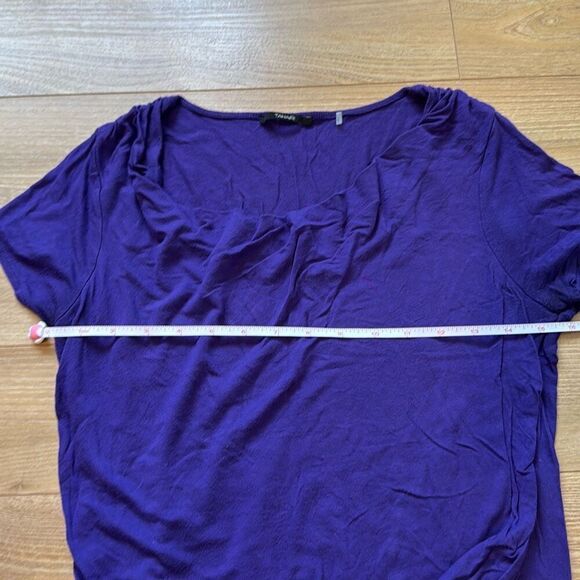 Tahari purple top size medium   No size tag but measures to be approximately a s - Picture 4 of 6